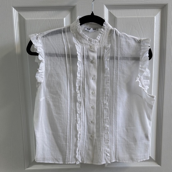 Express-NWOT- Sleeveless White Ruffle Blouse - Picture 2 of 6